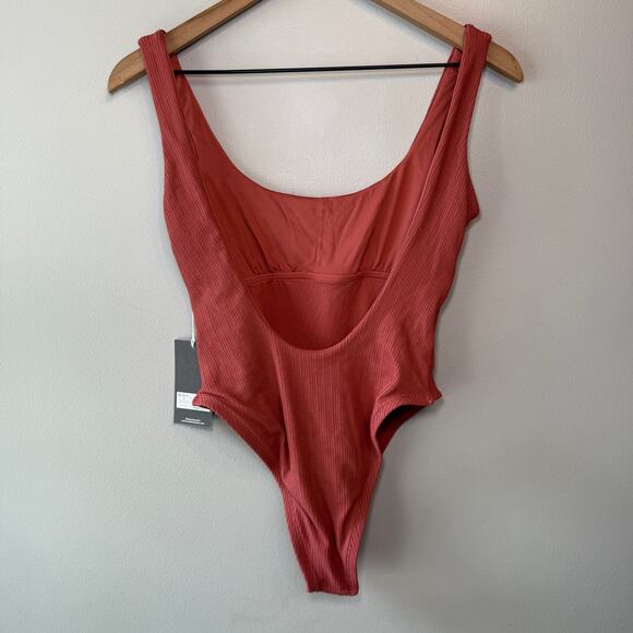 Vitamin A Terracotta Scoop Neck Ripple Texture One Piece Swimsuit Size Medium - Picture 6 of 9